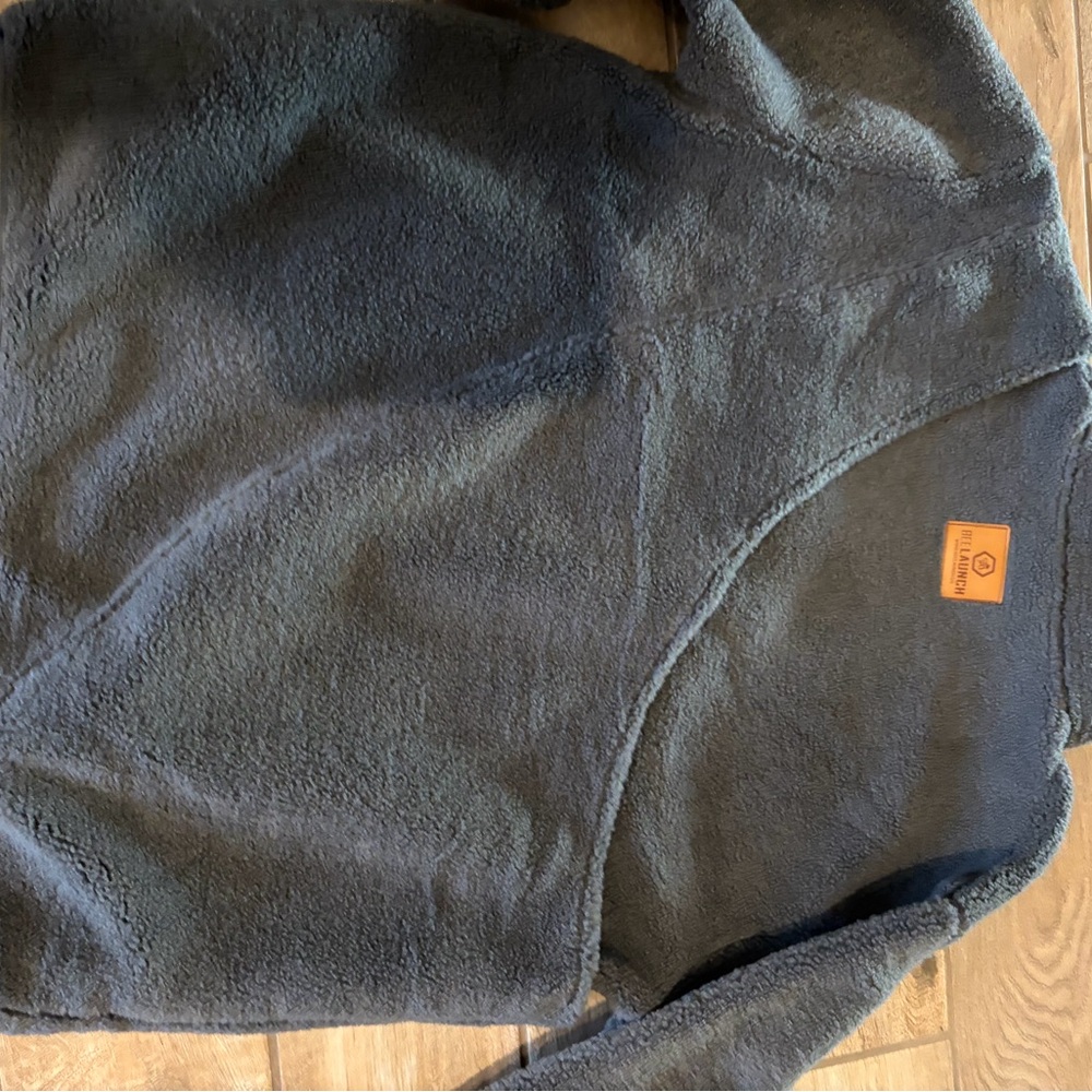 BeeLaunch Fleece Sweater with Kangaroo pouch pet carriers Dark Gray size Large - Picture 5 of 7